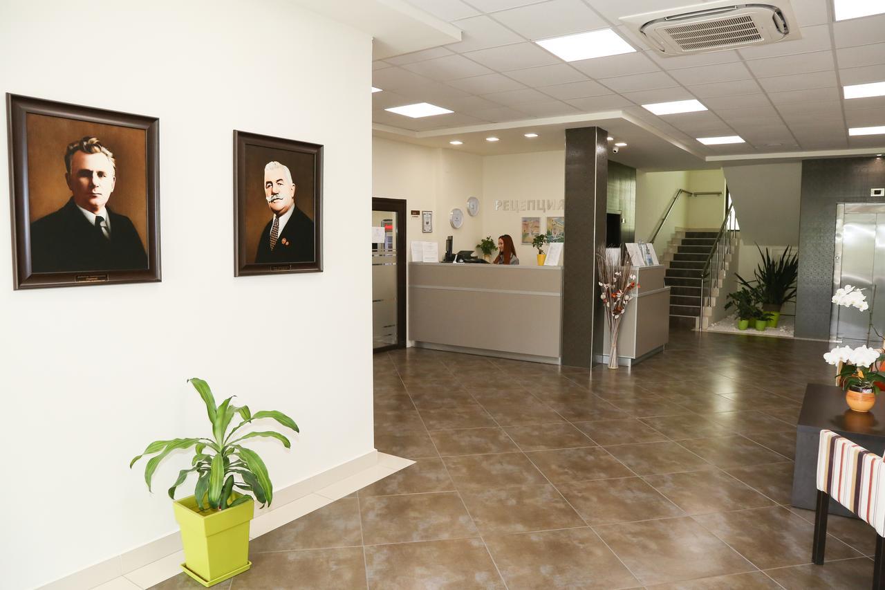 Hotel-Clinic Dr. Gechevi Pavel Banya Exterior foto
